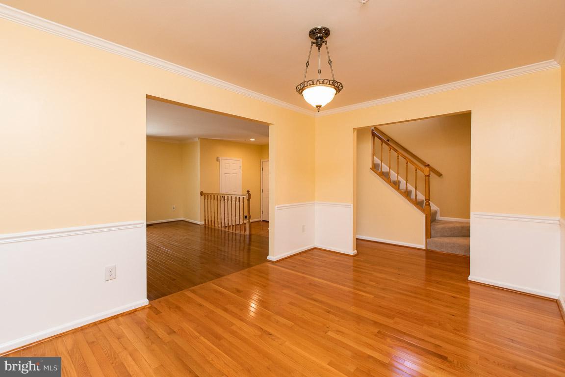 9223 Ispahan Loop Laurel, MD 20708 - Photo 7 of 25 Dining Room