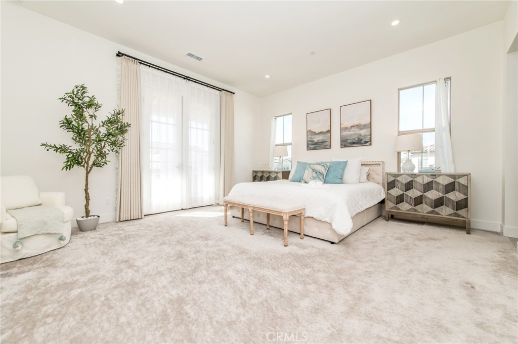 258 Maricopa Irvine, CA 92618 - Photo 18 of 44