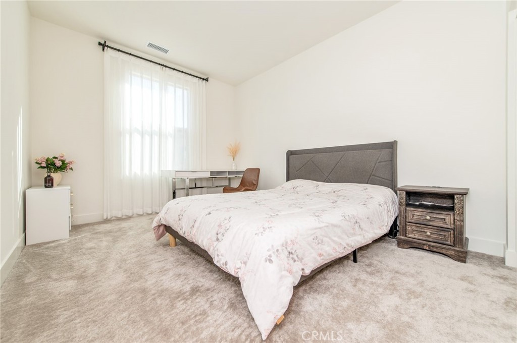 258 Maricopa Irvine, CA 92618 - Photo 25 of 44