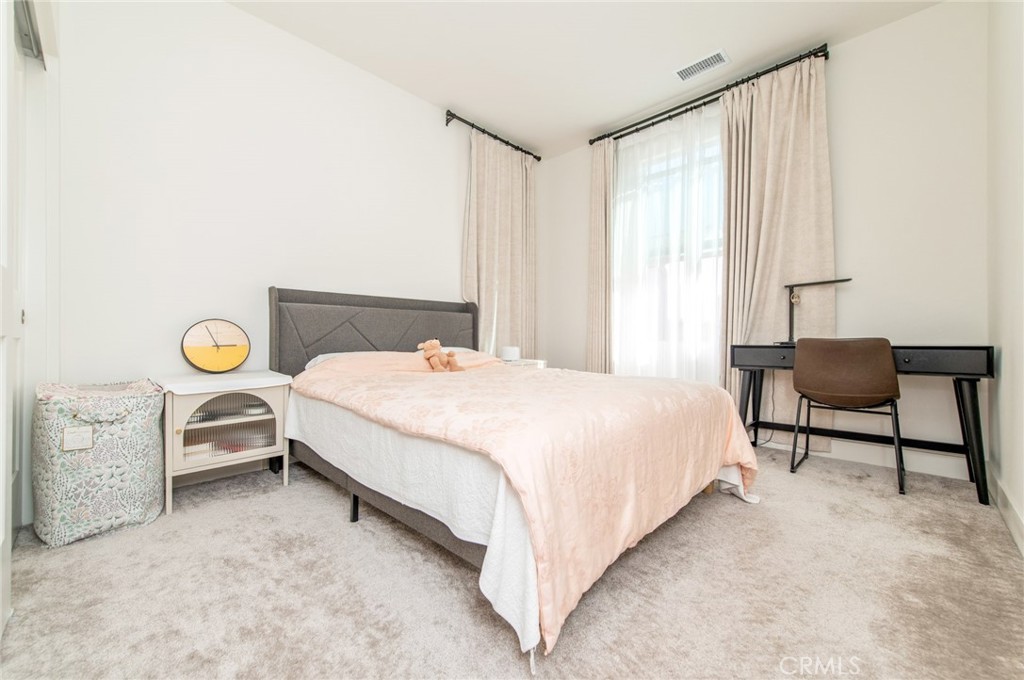 258 Maricopa Irvine, CA 92618 - Photo 27 of 44