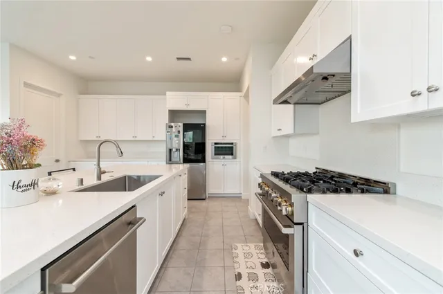 $2,050,000 | 258 Maricopa, Irvine, CA 92618