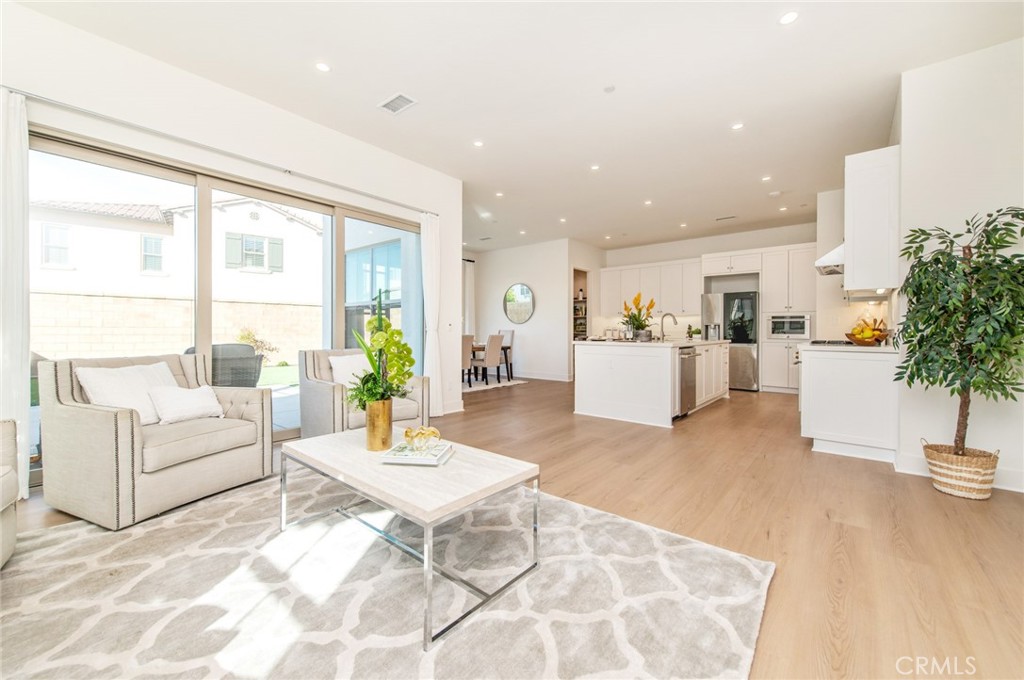 258 Maricopa Irvine, CA 92618 - Photo 9 of 44