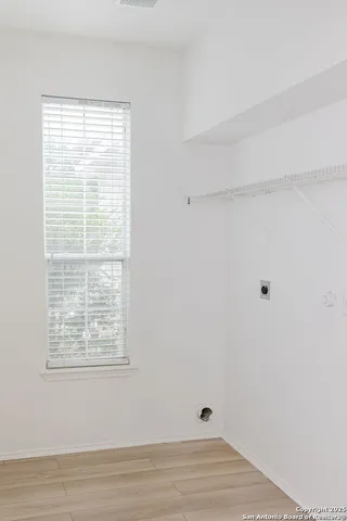 $2,900 | 8347 Piney Wood, San Antonio, TX 78255