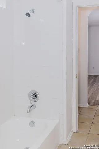 $2,900 | 8347 Piney Wood, San Antonio, TX 78255