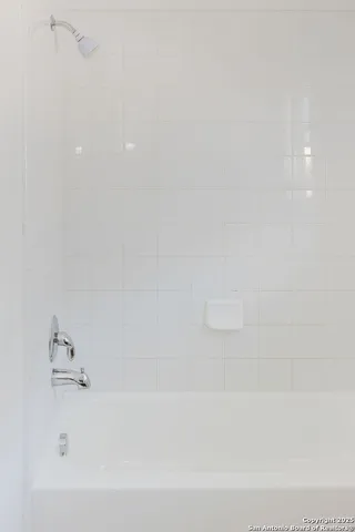 $2,900 | 8347 Piney Wood, San Antonio, TX 78255