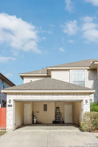 $2,900 | 8347 Piney Wood, San Antonio, TX 78255