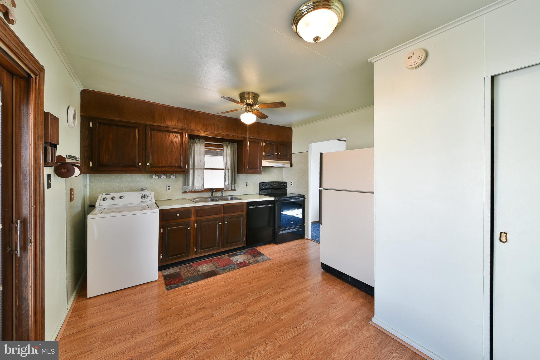429 Chelsea Road Fairless Hills, PA 19030 - Photo 10 of 26 Gallery Image 10