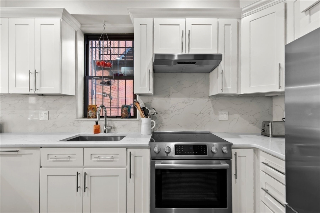 95 St Botolph Street, Unit 2 Boston, MA 02116 - Photo 17 of 39