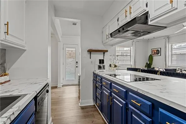 $2,700 | 3511 Hyman Place, New Orleans, LA 70131