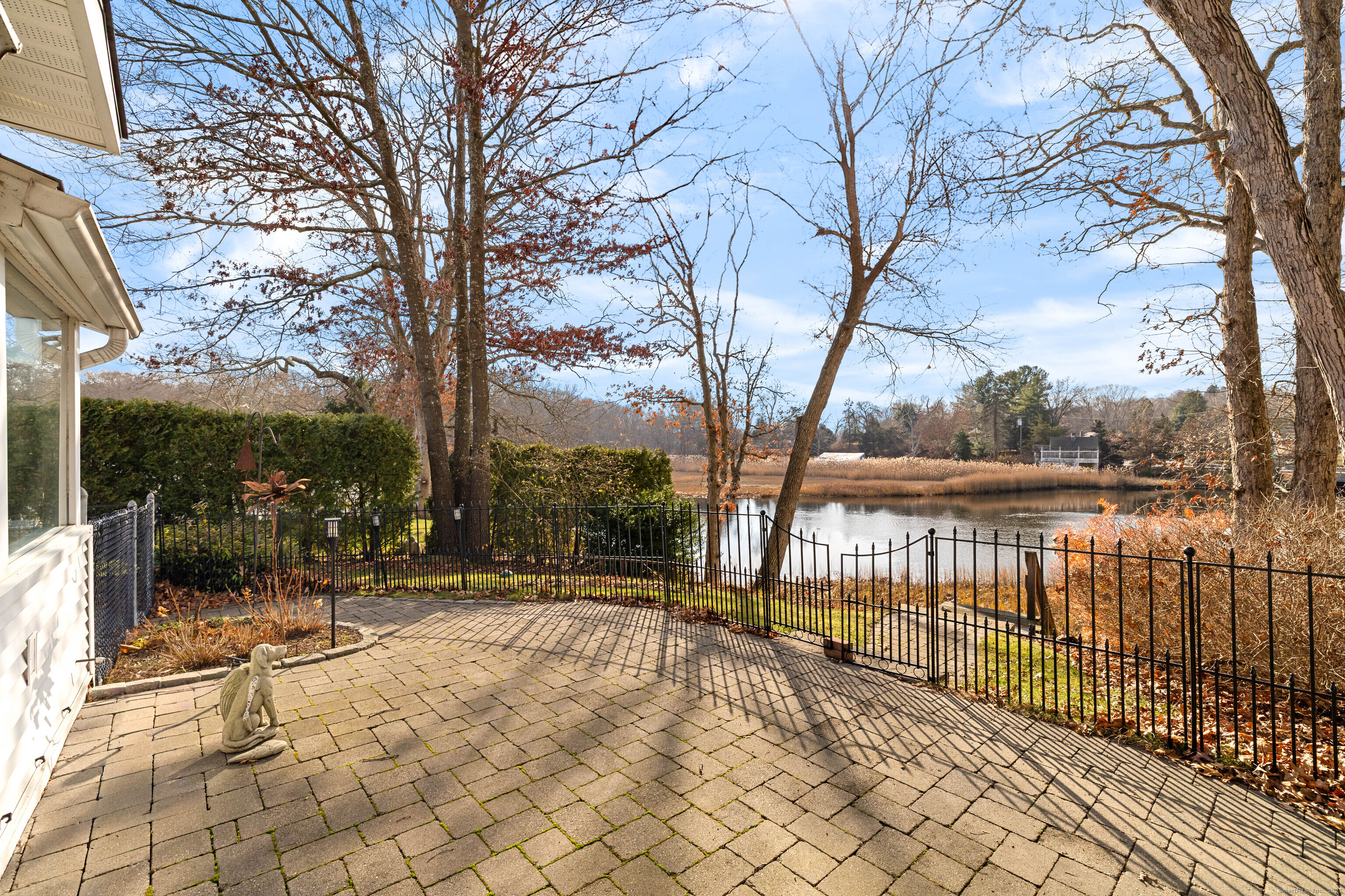 37 Nolin Road Westbrook, CT 06498 - Photo 3 of 32