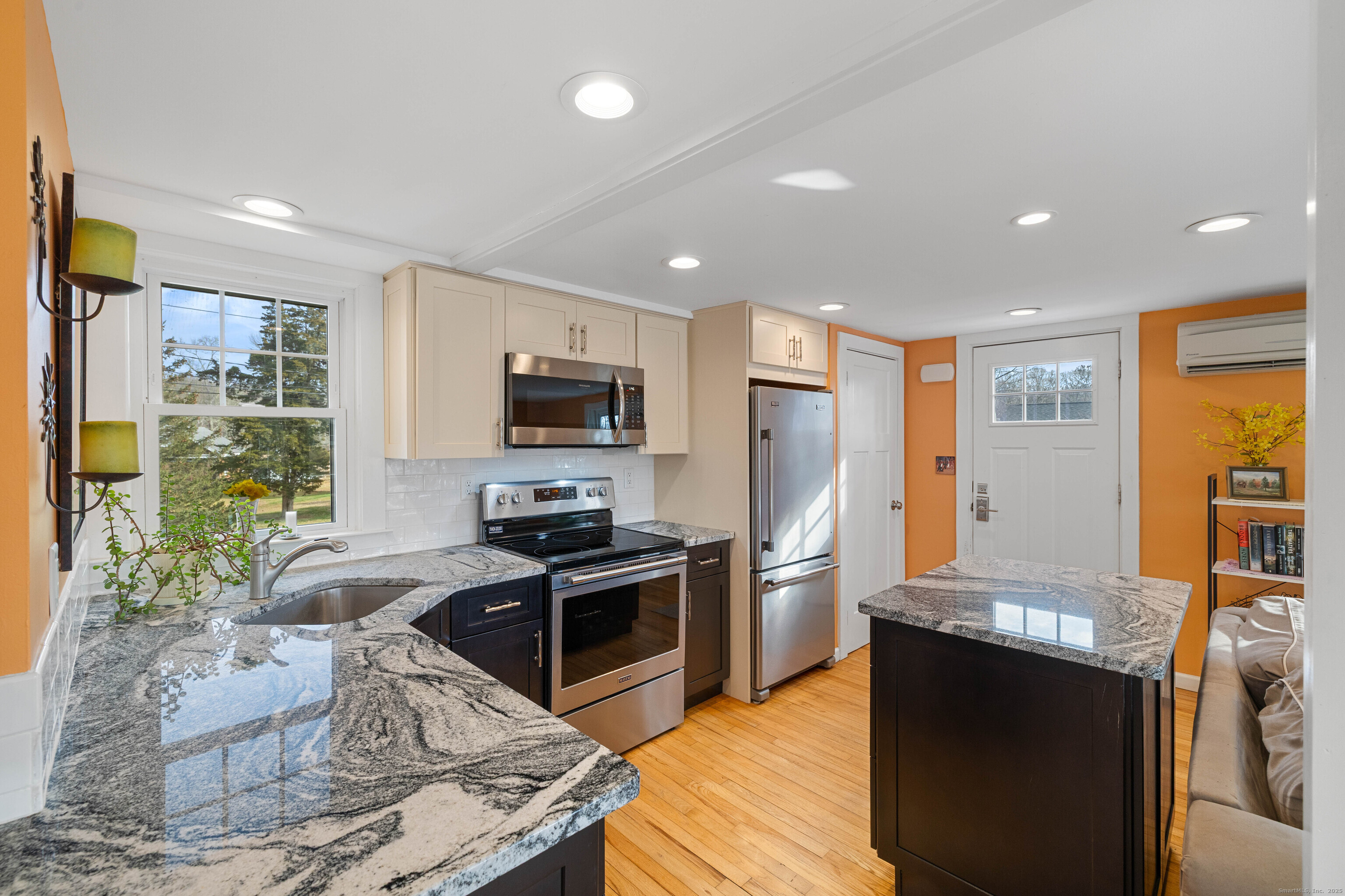 37 Nolin Road Westbrook, CT 06498 - Photo 9 of 32