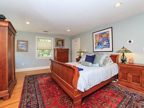 15 Burrage Road Newton, MA 02459 - Photo 13 of 26 Gallery Image 13