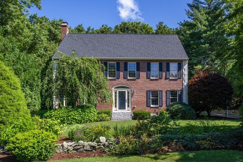 29 Trailside Drive Westwood, MA 02090 - Photo 1 of 42