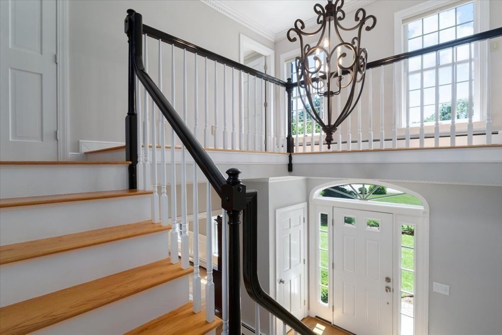 29 Trailside Drive Westwood, MA 02090 - Photo 17 of 42