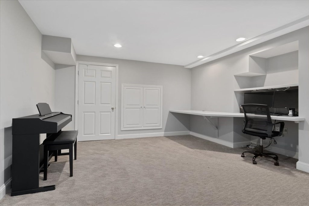 29 Trailside Drive Westwood, MA 02090 - Photo 33 of 42