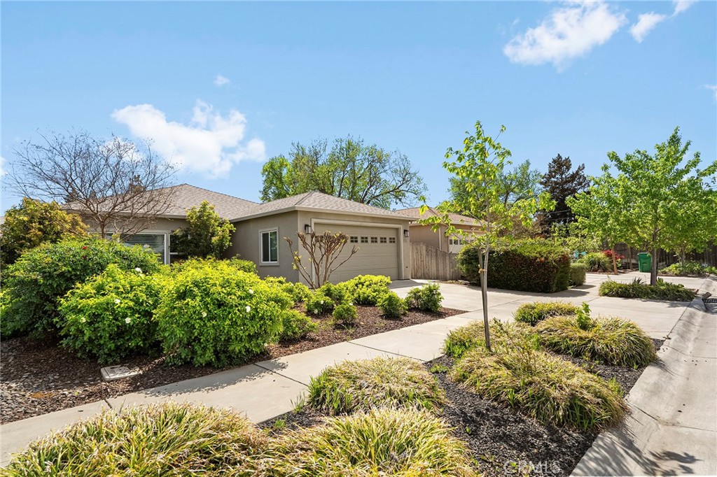 215 Clark Way Chico, CA 95973 - Photo 12 of 47