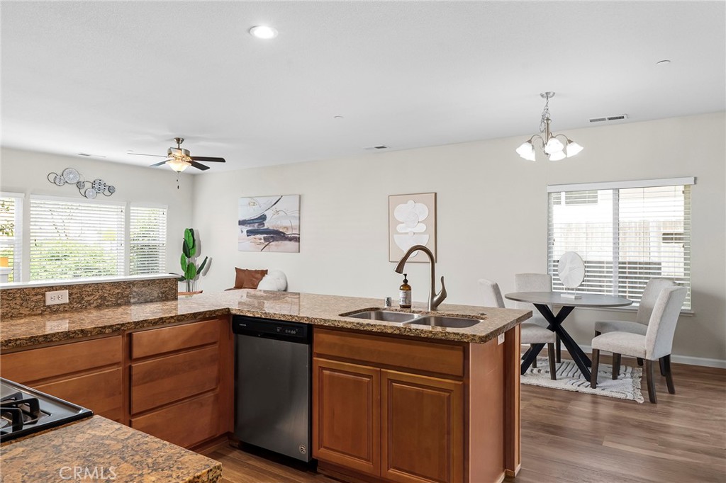 215 Clark Way Chico, CA 95973 - Photo 21 of 47