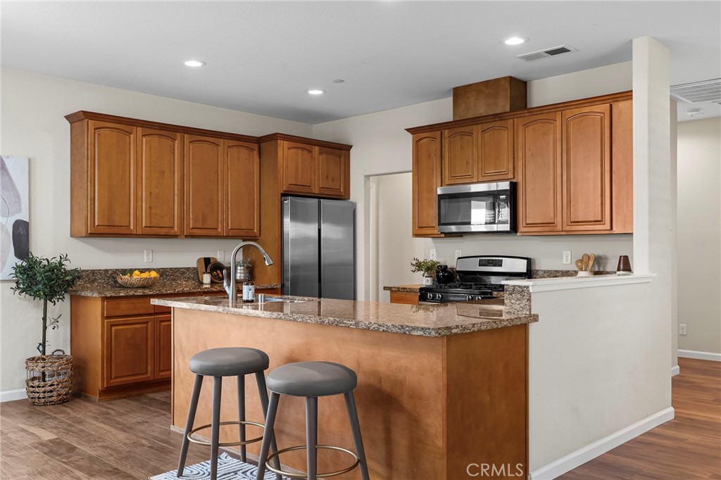 215 Clark Way Chico, CA 95973 - Photo 4 of 47