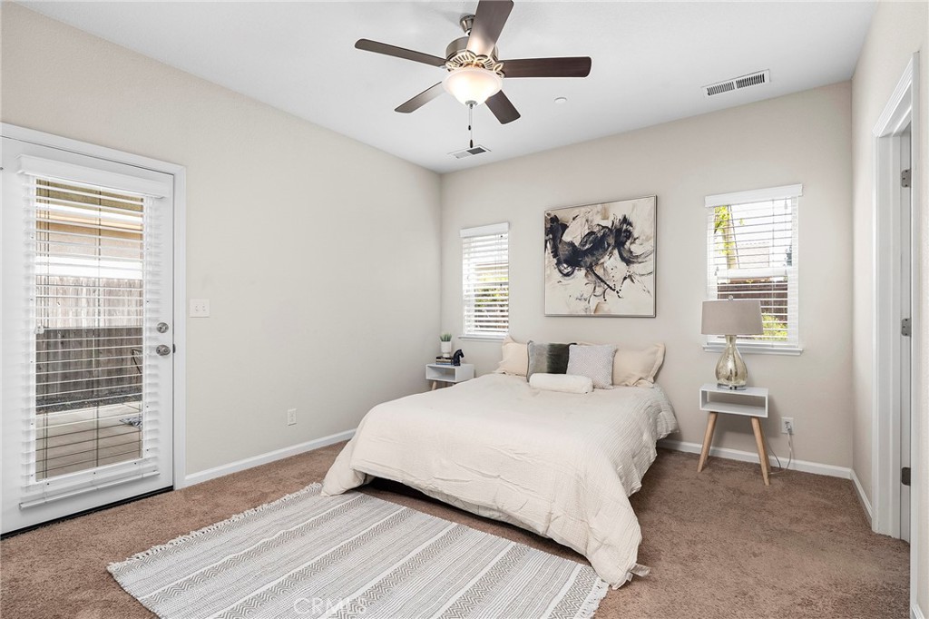 215 Clark Way Chico, CA 95973 - Photo 5 of 47