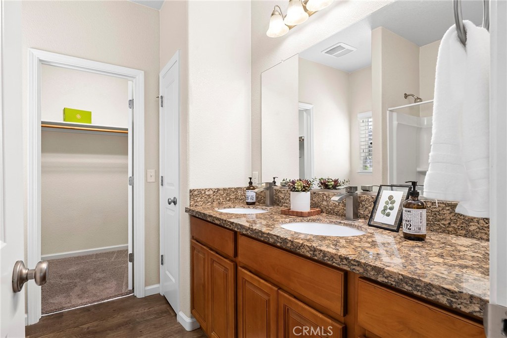 215 Clark Way Chico, CA 95973 - Photo 6 of 47