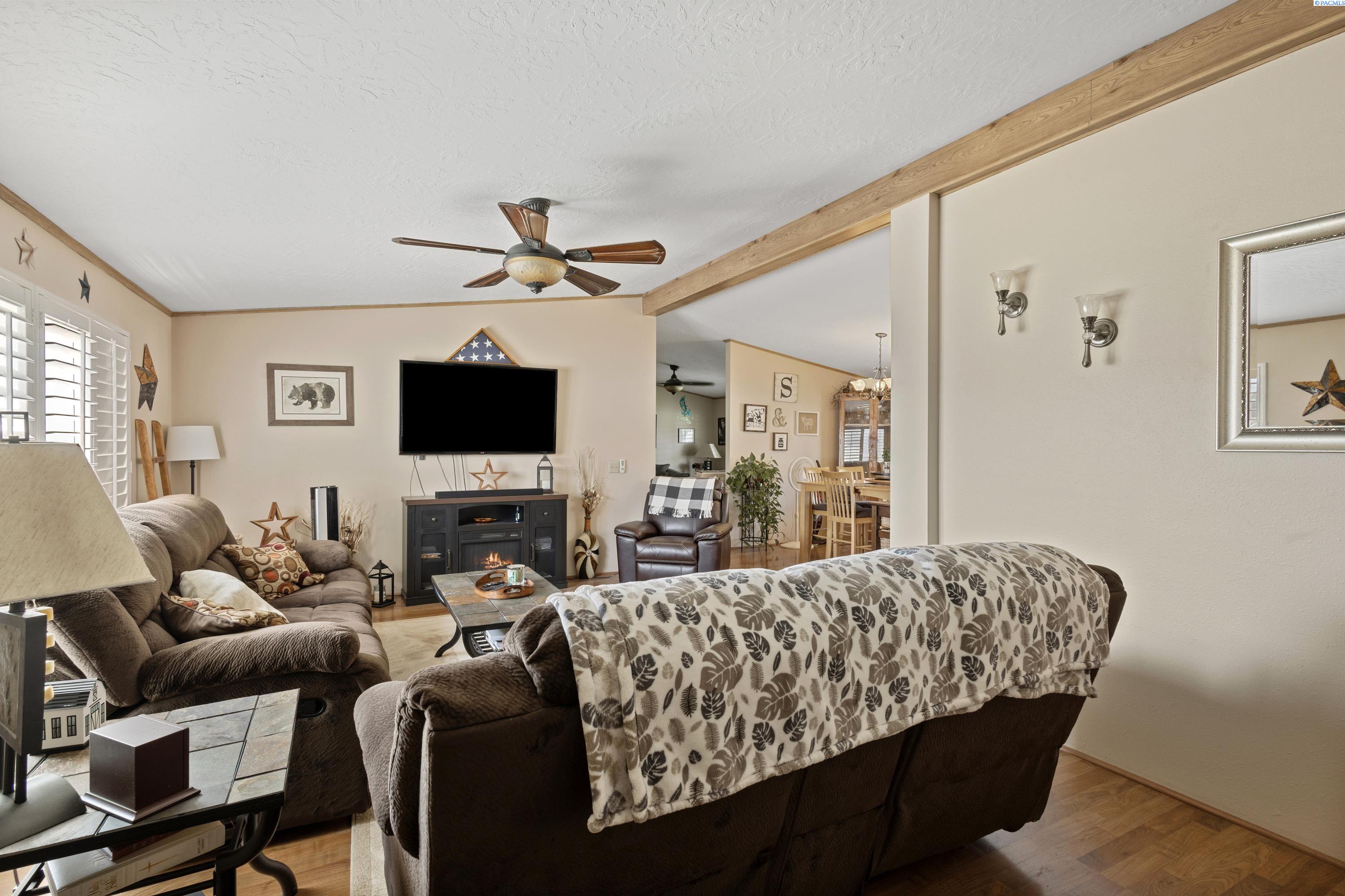 35309 South Finley Road Kennewick, WA 99337 - Photo 12 of 26 Gallery Image 12