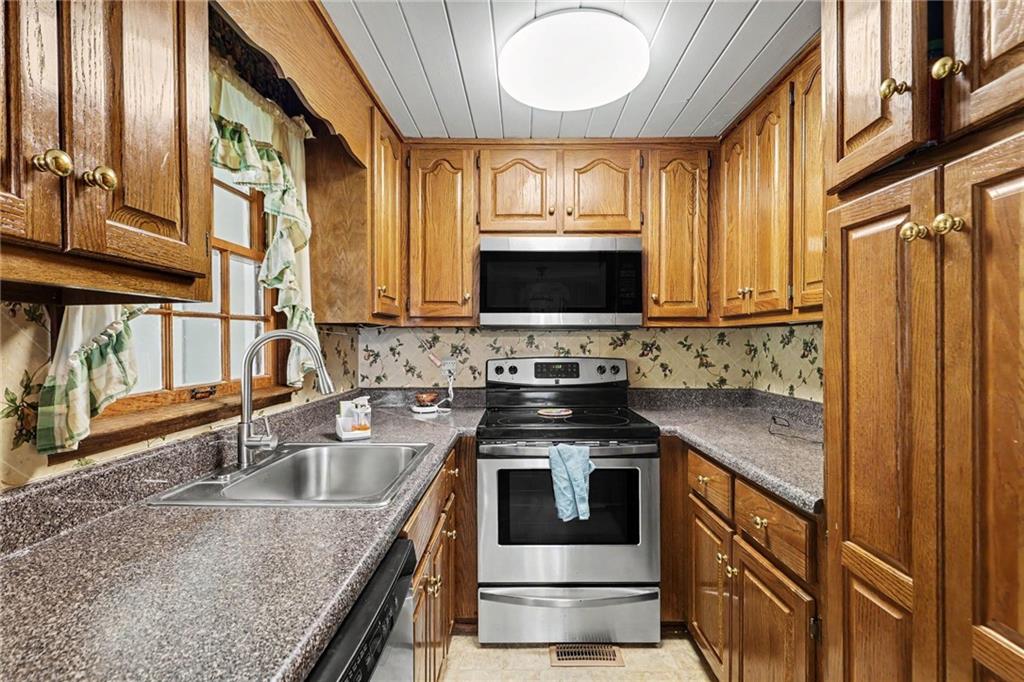 2908 Austin Bridge Road Douglasville, GA 30134 - Photo 13 of 32