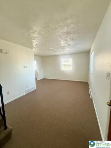 $1,995 | 626 Greene Court, Fountain Hill, PA 18015