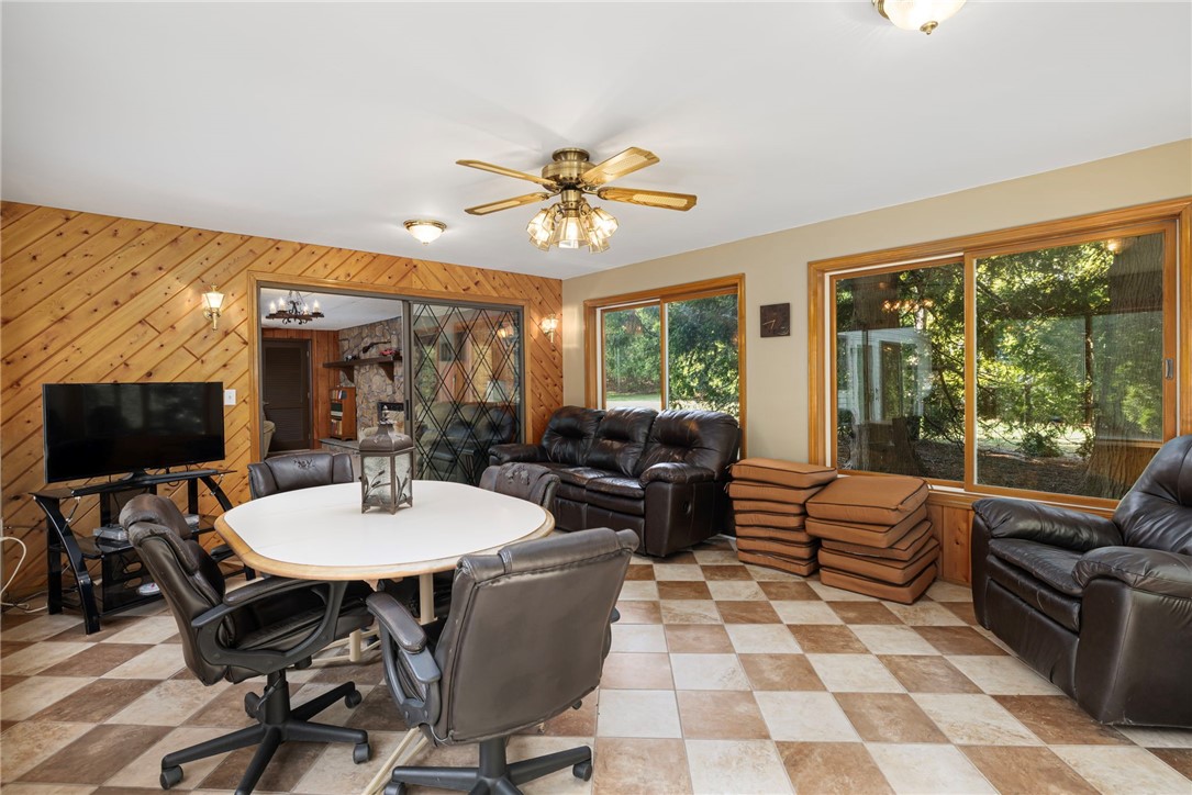 77 Cherry Hill Road Johnston, RI 02919 - Photo 25 of 31