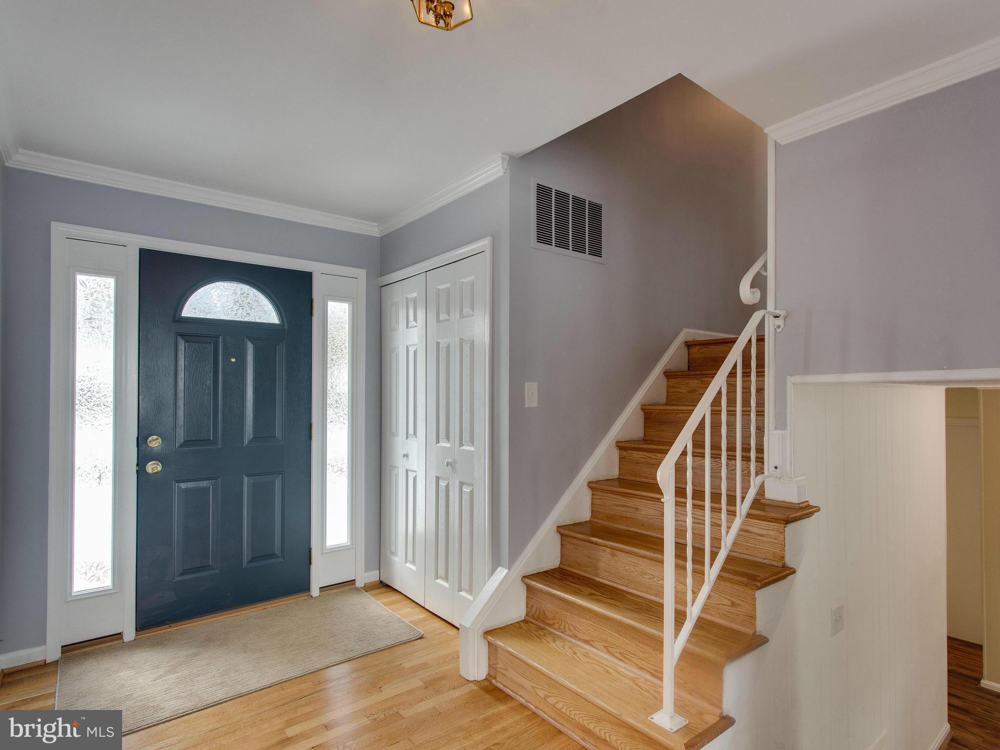 9304 Winbourne Road Burke, VA 22015 - Photo 2 of 30 Welcoming Foyer