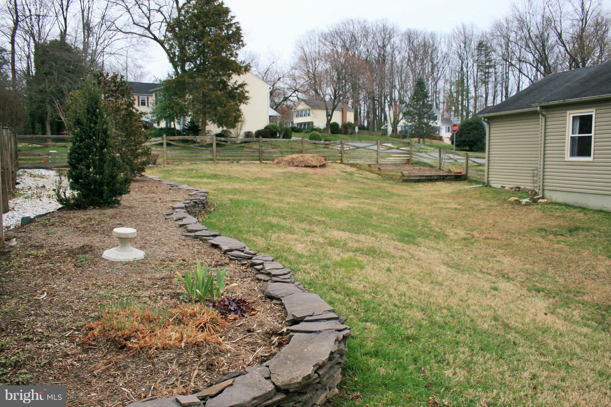 9304 Winbourne Road Burke, VA 22015 - Photo 29 of 30 Beautiful stone planter areas