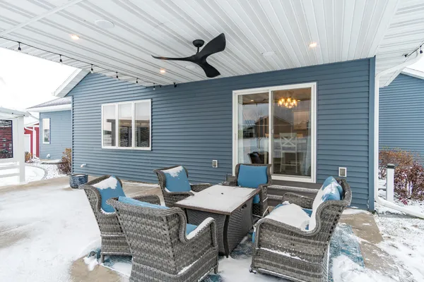 $585,000 | 1506 Bridger Drive, Holmen, WI 54636