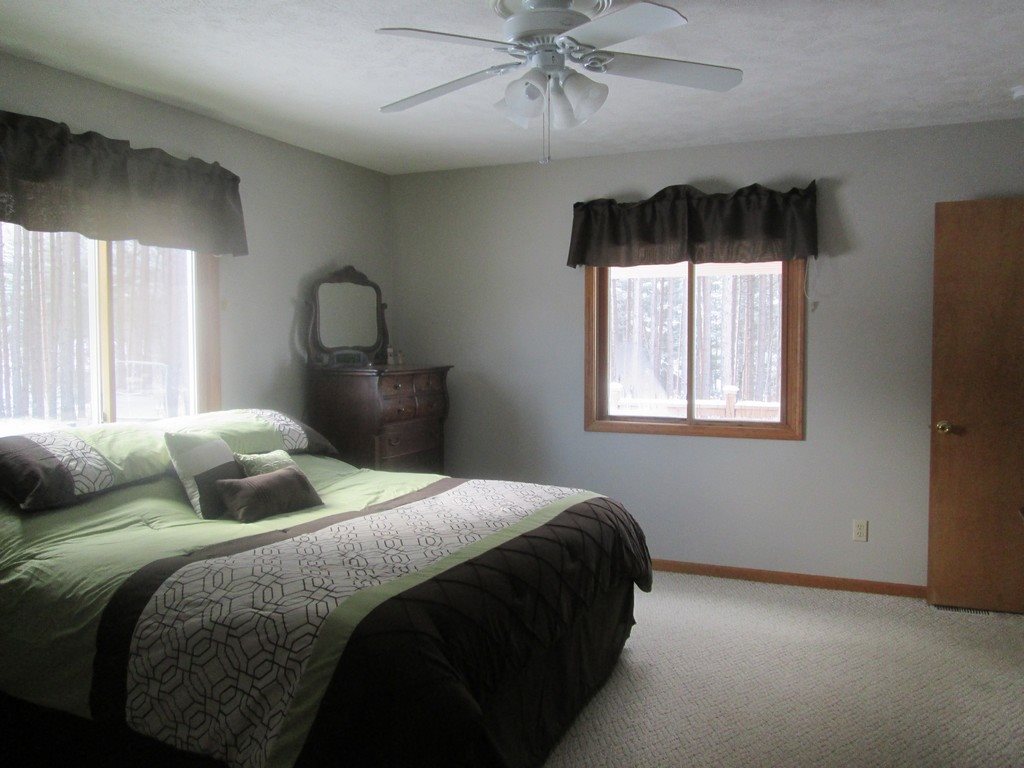 5363 Moore Road Williamsburg, MI 49690 - Photo 27 of 43 1828903-26.JPG