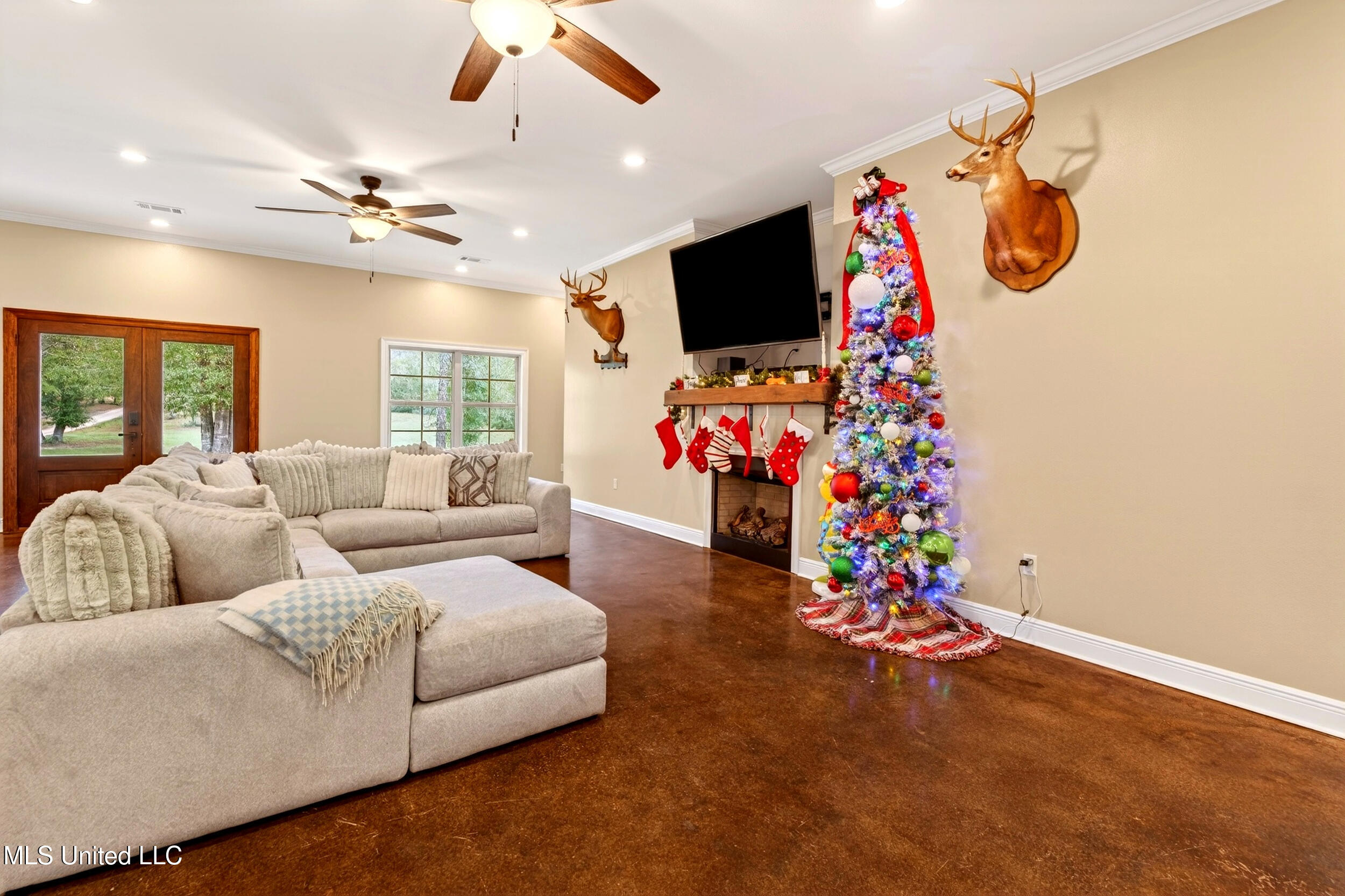 13 Homer Ladner Road Poplarville, MS 39470 - Photo 12 of 65 13_a7404926