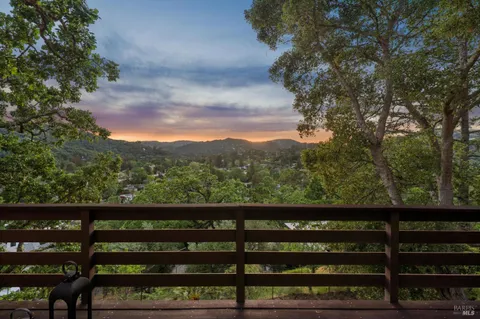 $799,000 | 95 Ridge Road, San Anselmo, CA 94960