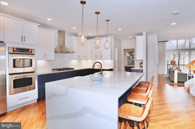 $1,432,600 | 6105 Goldtree Way, Bethesda, MD 20817