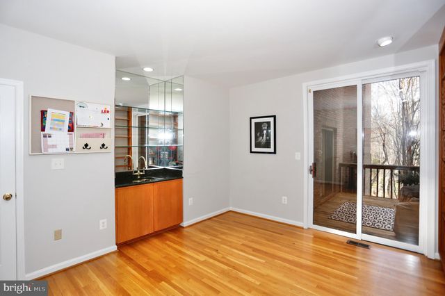 $1,432,600 | 6105 Goldtree Way, Bethesda, MD 20817