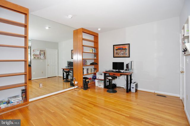 $1,432,600 | 6105 Goldtree Way, Bethesda, MD 20817