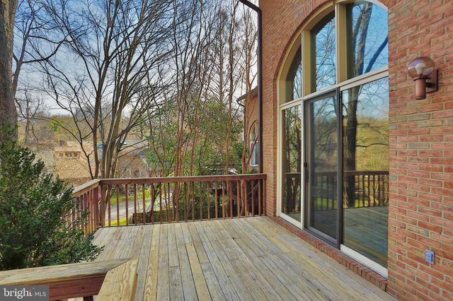 $1,432,600 | 6105 Goldtree Way, Bethesda, MD 20817
