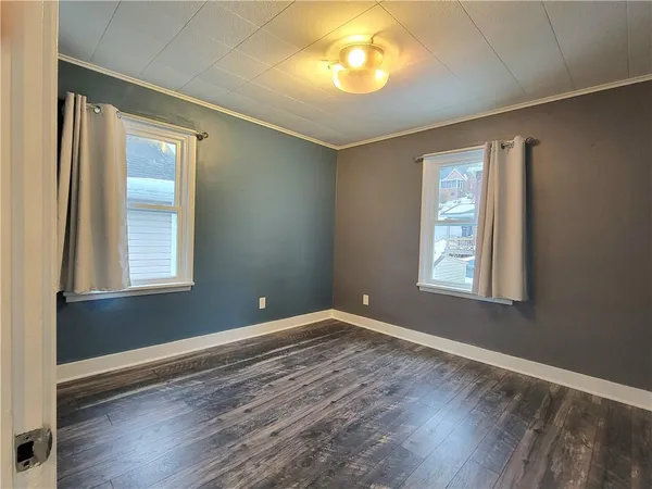 $220,000 | 496 7th Avenue, Coraopolis, PA 15108