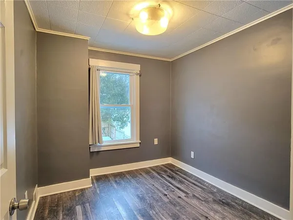 $220,000 | 496 7th Avenue, Coraopolis, PA 15108