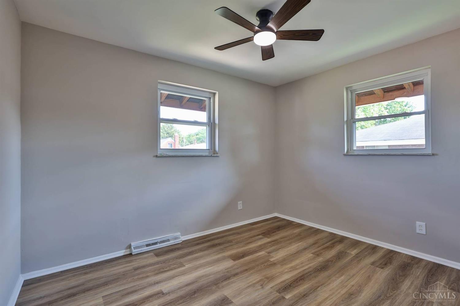 9484 Ridgemoor Avenue Cincinnati, OH 45231 - Photo 14 of 30 Gallery Image 14