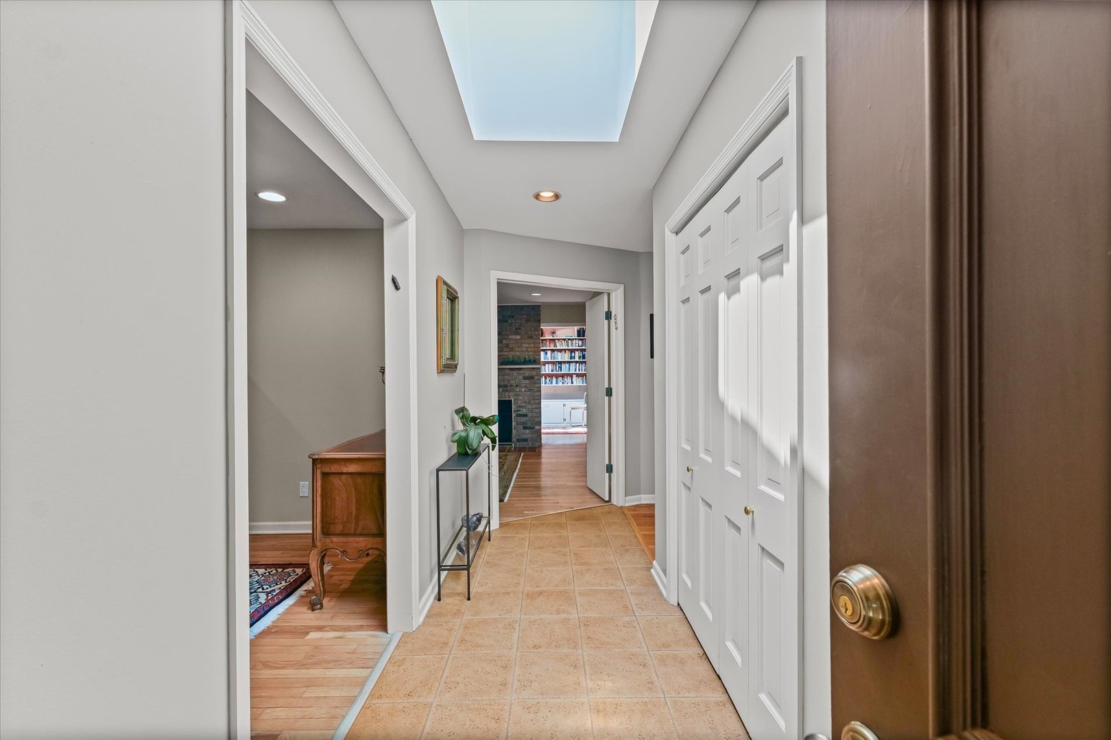 2119 Galen Drive Champaign, IL 61821 - Photo 5 of 39