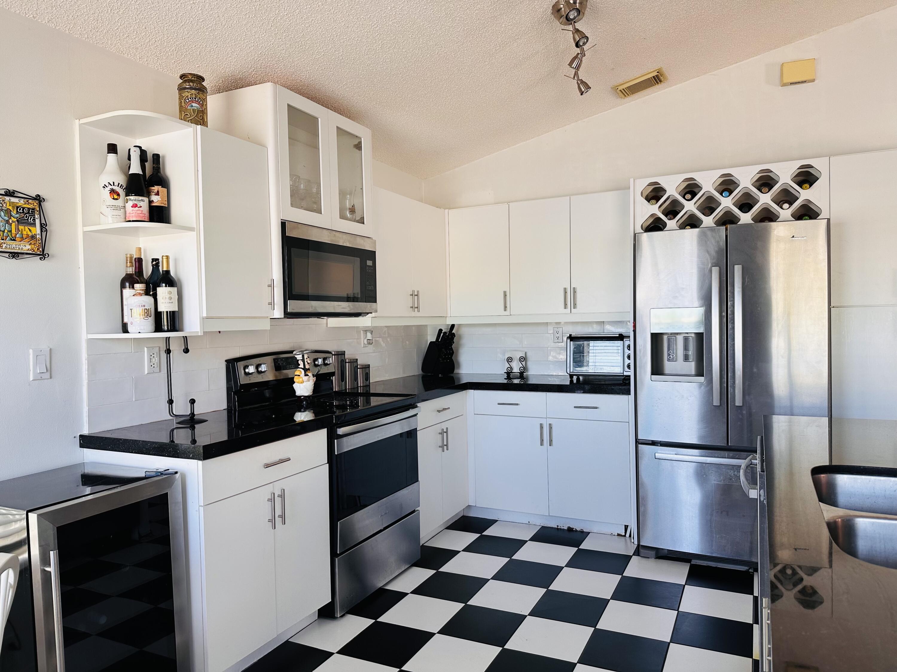 1761 Southwest 135th Way Miramar, FL 33027 - Photo 4 of 24 IMG_4347 2
