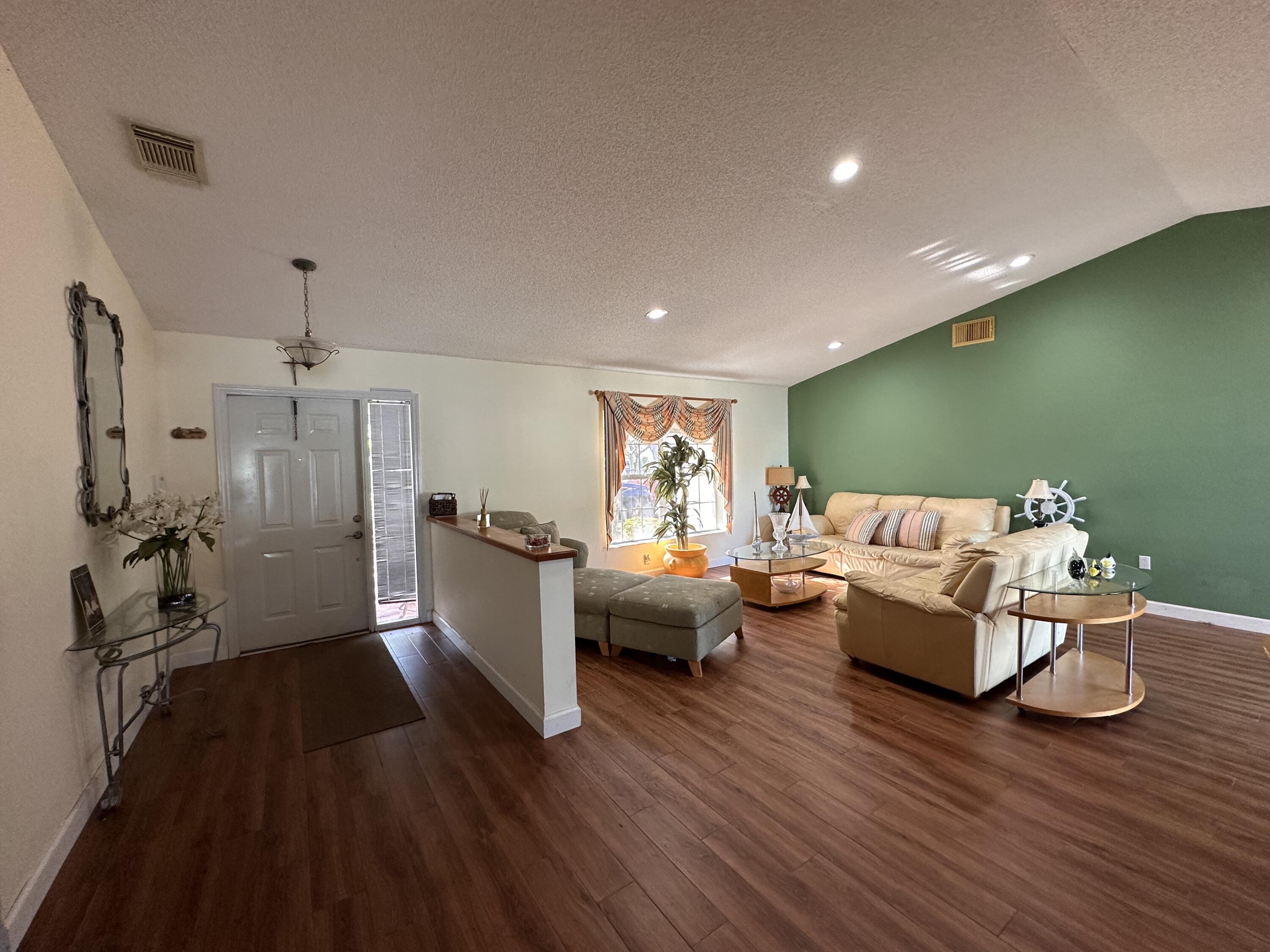 1761 Southwest 135th Way Miramar, FL 33027 - Photo 9 of 24 IMG_4371