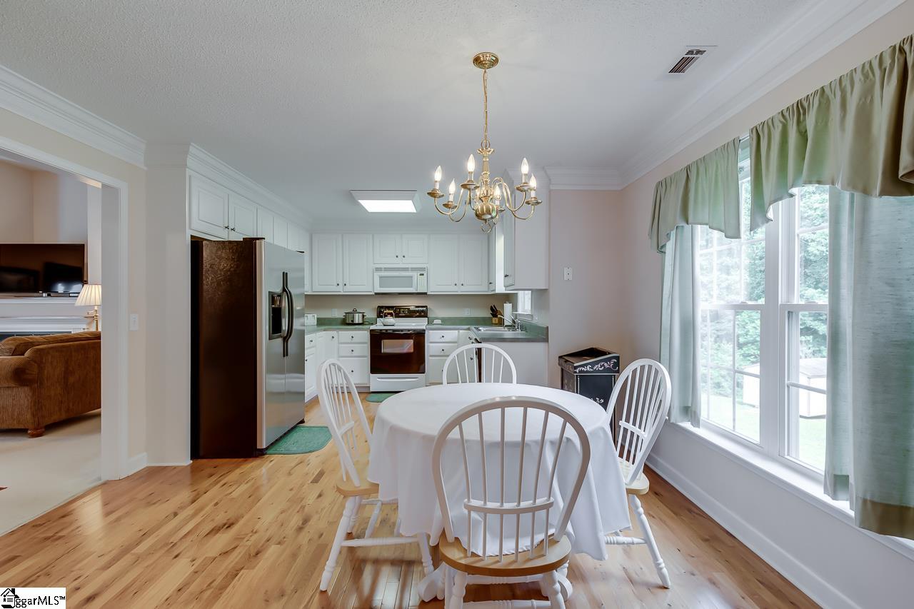 221 Ridgeland Circle Easley, SC 29640 - Photo 16 of 35 Gallery Image 16