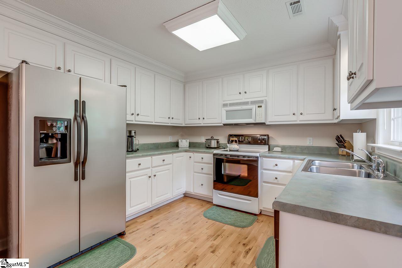 221 Ridgeland Circle Easley, SC 29640 - Photo 20 of 35 Gallery Image 20