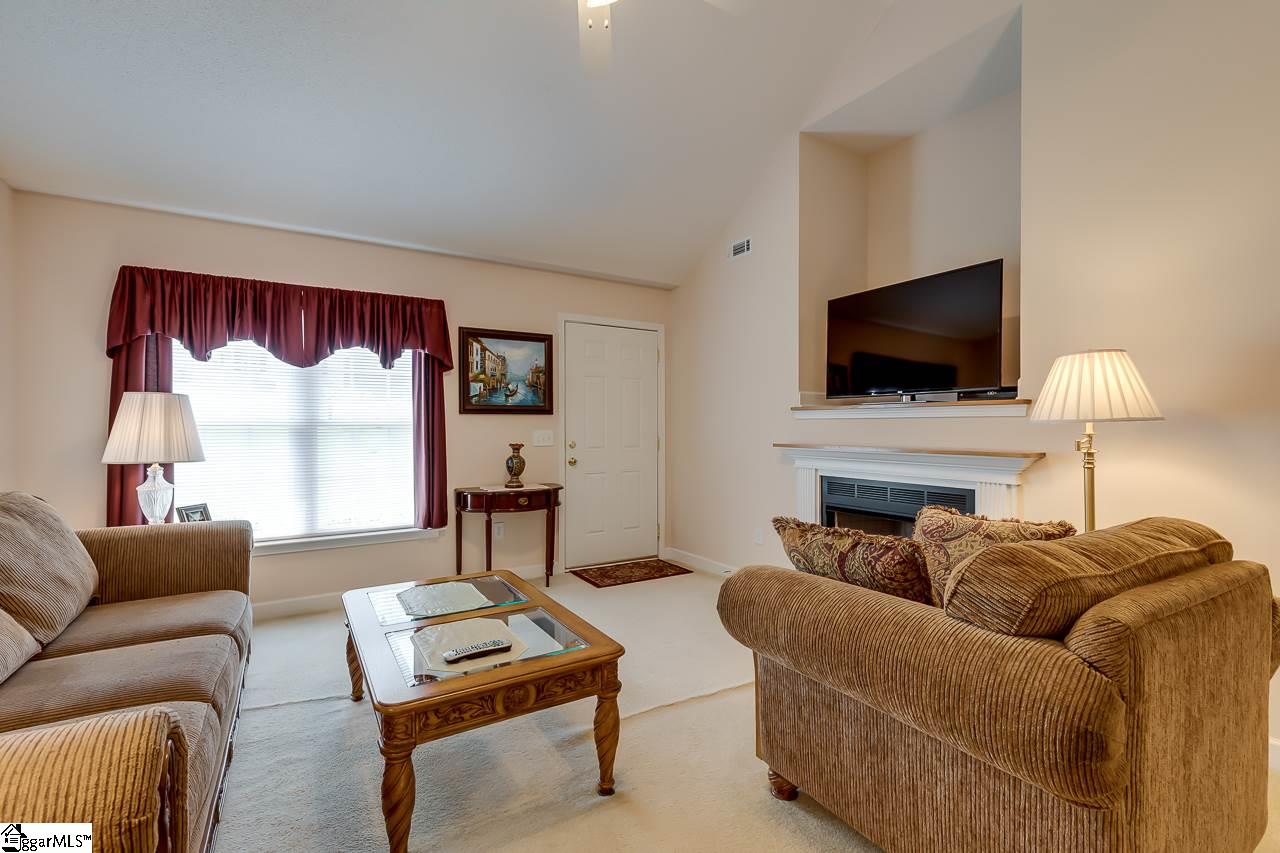 221 Ridgeland Circle Easley, SC 29640 - Photo 10 of 35 Gallery Image 10