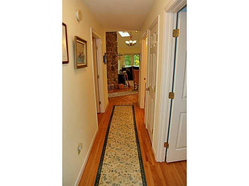24 Old Cluff Road Kennebunkport, ME 04046 - Photo 33 of 35 Hallway. And now back down the...