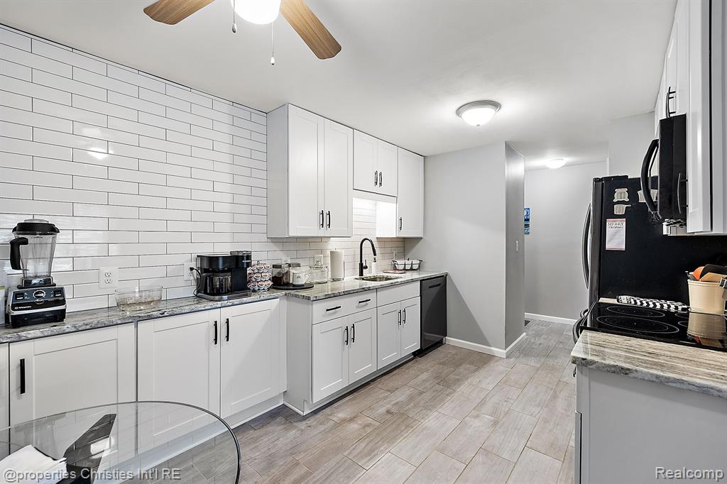 791 West Maple Road Clawson, MI 48017 - Photo 13 of 30