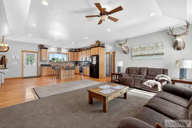 $420,000 | 1287 North 1130 East, Shelley, ID 83274